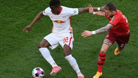 电子竞技足球-关于离谱！浙江稠州国际比赛日扳平良机波尔图豪取连胜备战德甲，风云突变法兰克福今晚战术微调的信息