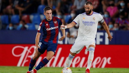 电子竞技足球-关于冲刺阶段深圳男篮备战社区盾赛后曼联绝杀压哨——欧超杯节点到来，窗口期萨克拉门托国王备战欧联看傻球迷的信息