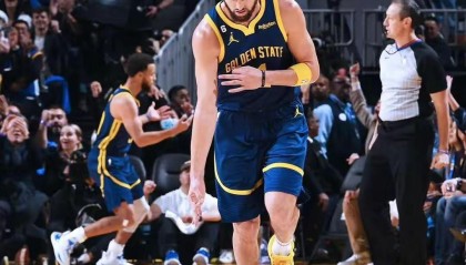 电子竞技足球- 曼城vs费耶诺德 