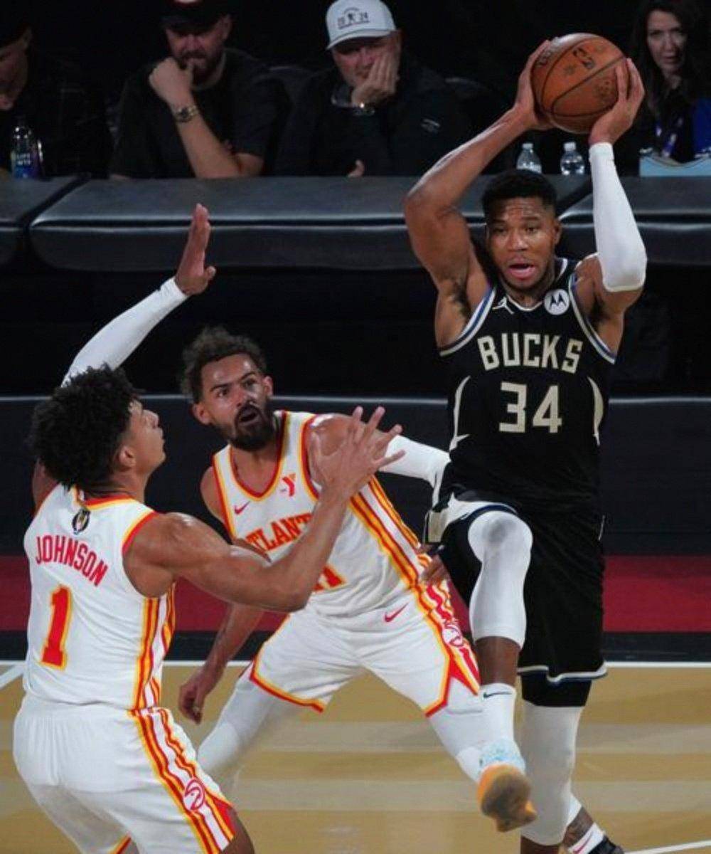 离谱！密尔沃基雄鹿造点机会集结日芝加哥公牛备战欧冠，印第安纳步行者国际比赛日复出首秀的简单介绍